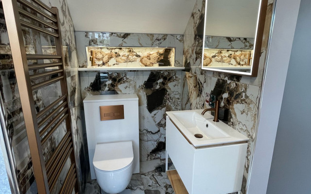 Stylish Cloakroom WC Display: A modern touch for any home